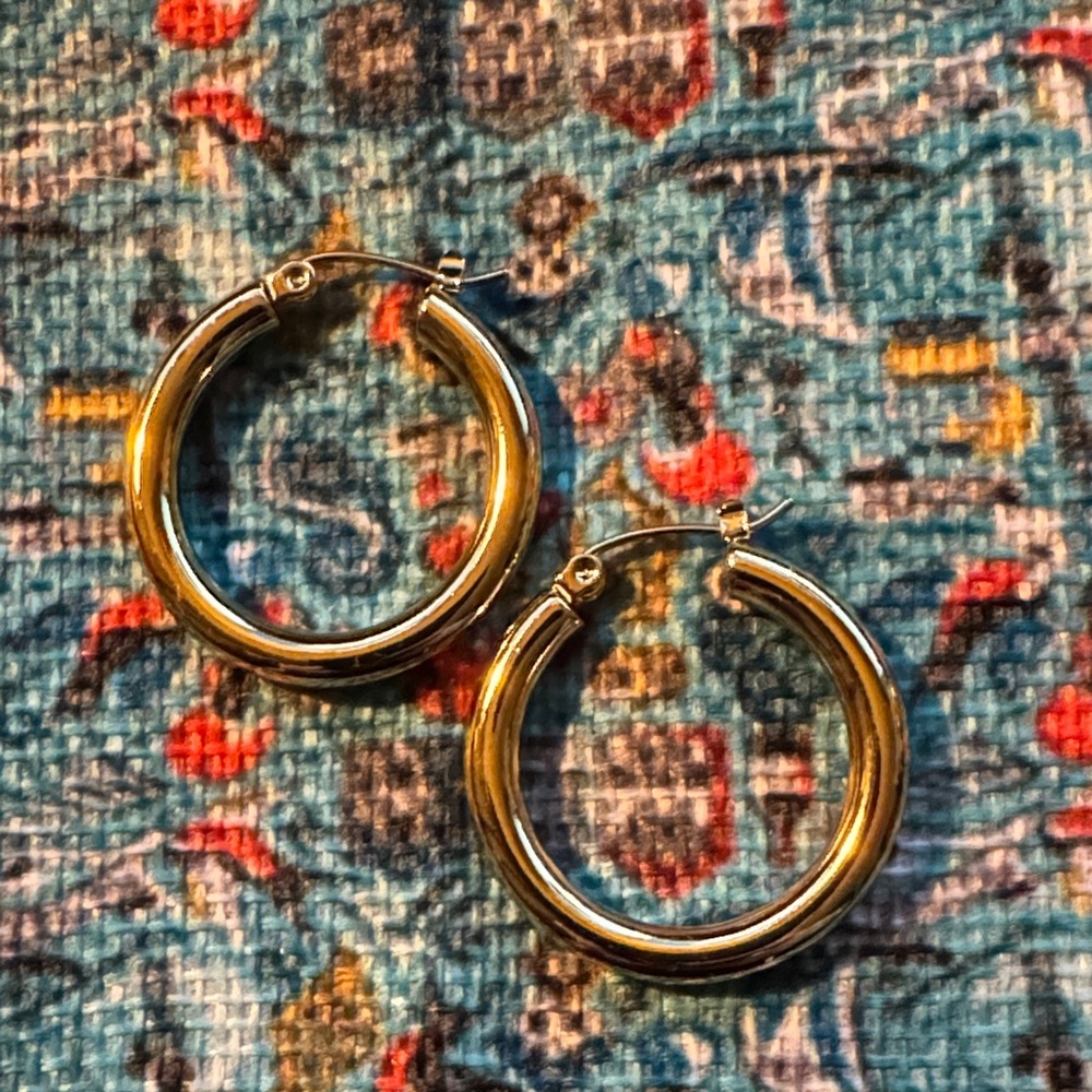 Classic Gold Plated Stainless Steel Hoop Earrings - Women Jewelry NEW